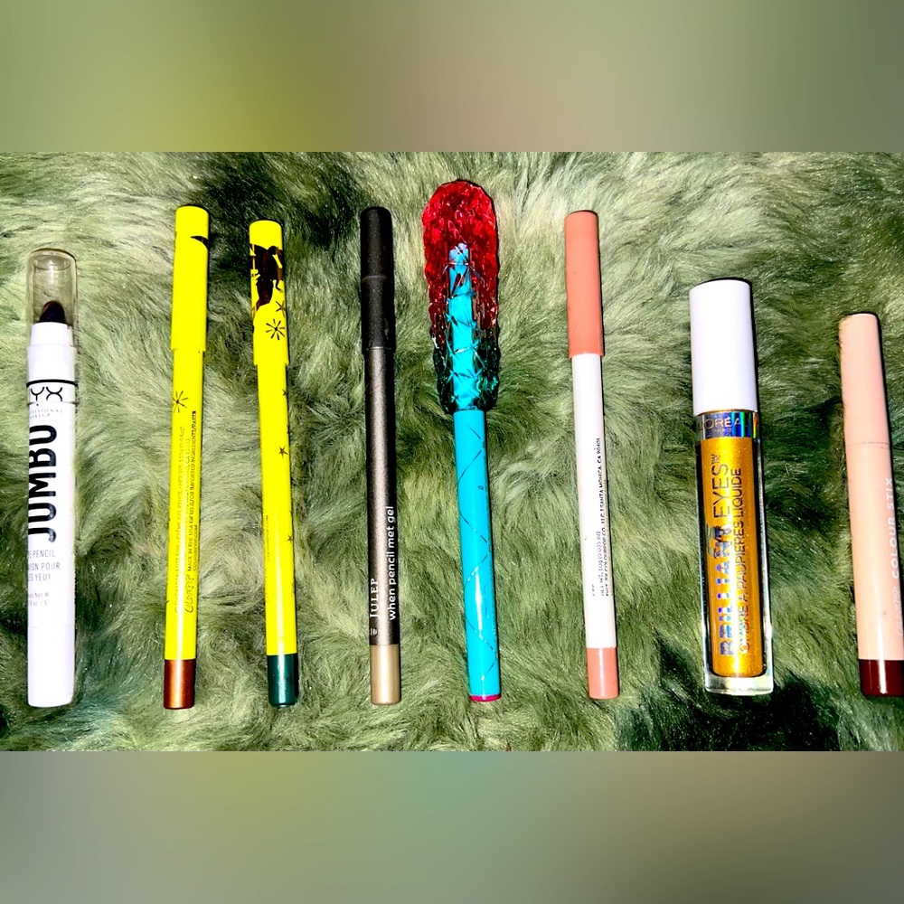 Lip Liner & Eye Bundle 💋